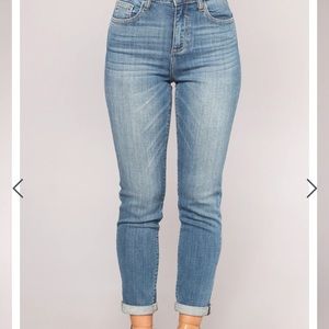 Fashion nova jeans